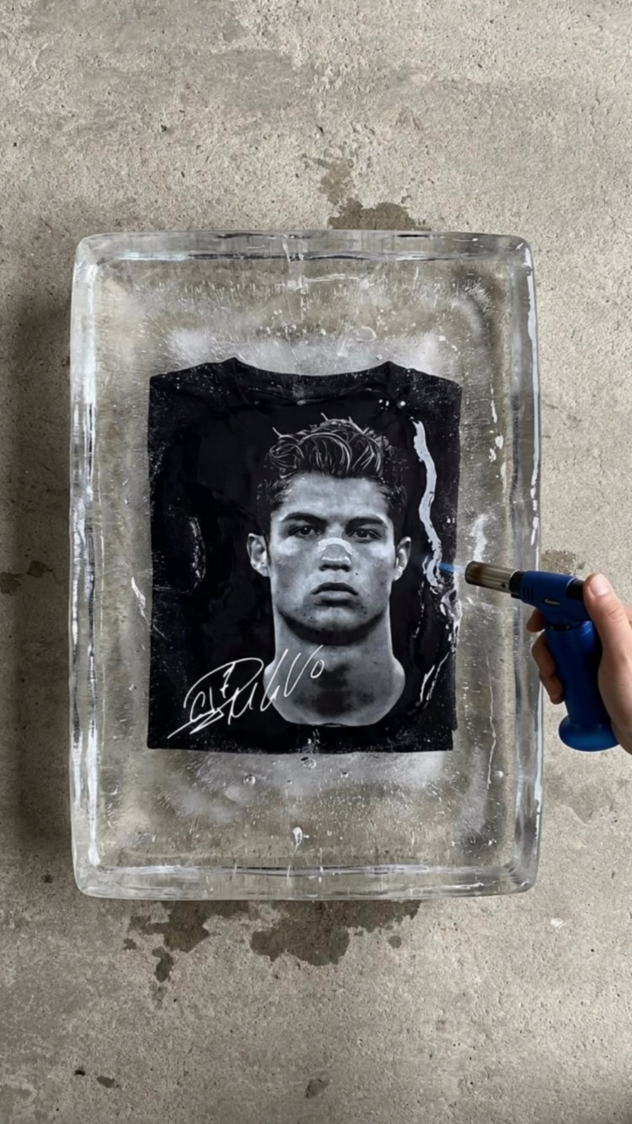 Ronaldo “last dance” shirt
